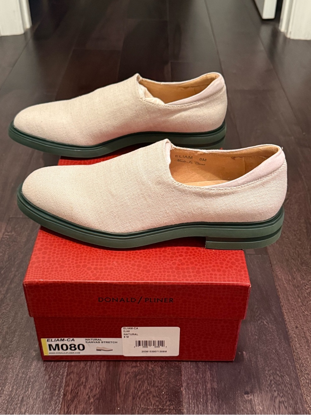 Donald J. Pliner Cream Canvas Slip-On Loafers with Green Sole . New. Size 8 .